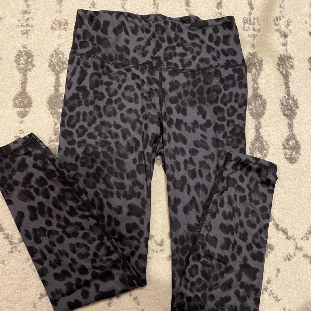 Rae Mode leopard leggings